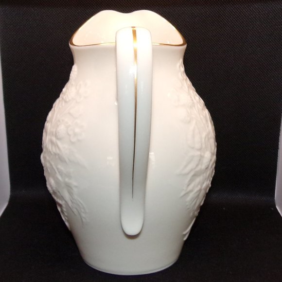 Lenox Pitcher Blackberry Pattern Ivory with Gold Trim - Picture 3 of 8
